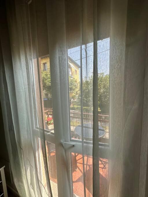 Appartamento Dolce Vita - Free Parking Como Exterior foto